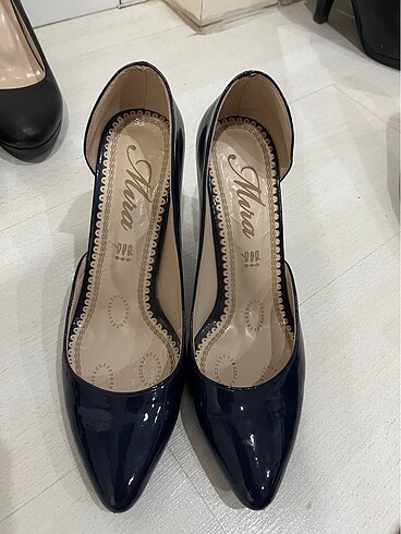 Derimod Stiletto