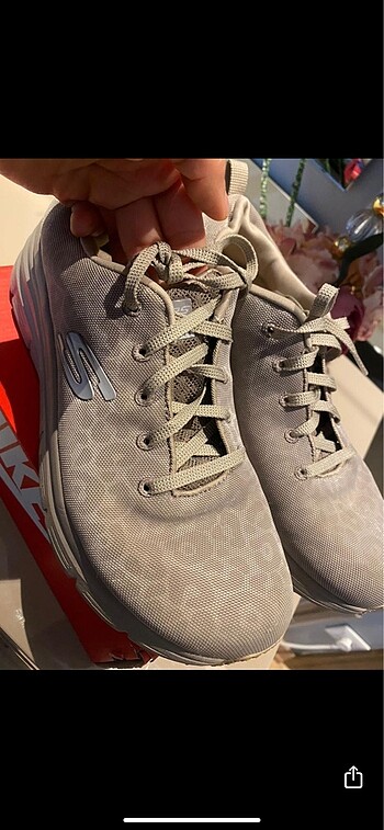 38 Beden Skechers spor ayakkabı