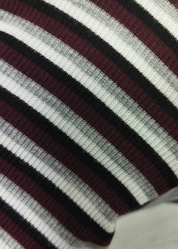 Çizgili Crop Top - Görsel 2