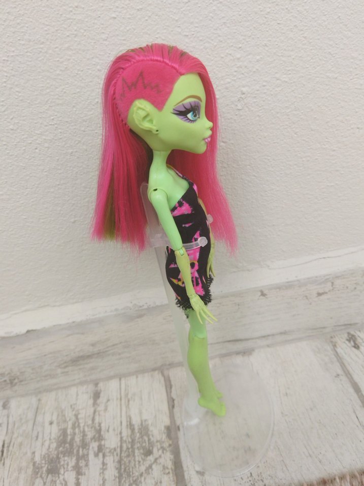 Venus McFlytrap - Monster High - Görsel 2