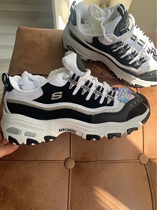 Skechers sıfır aykkabı