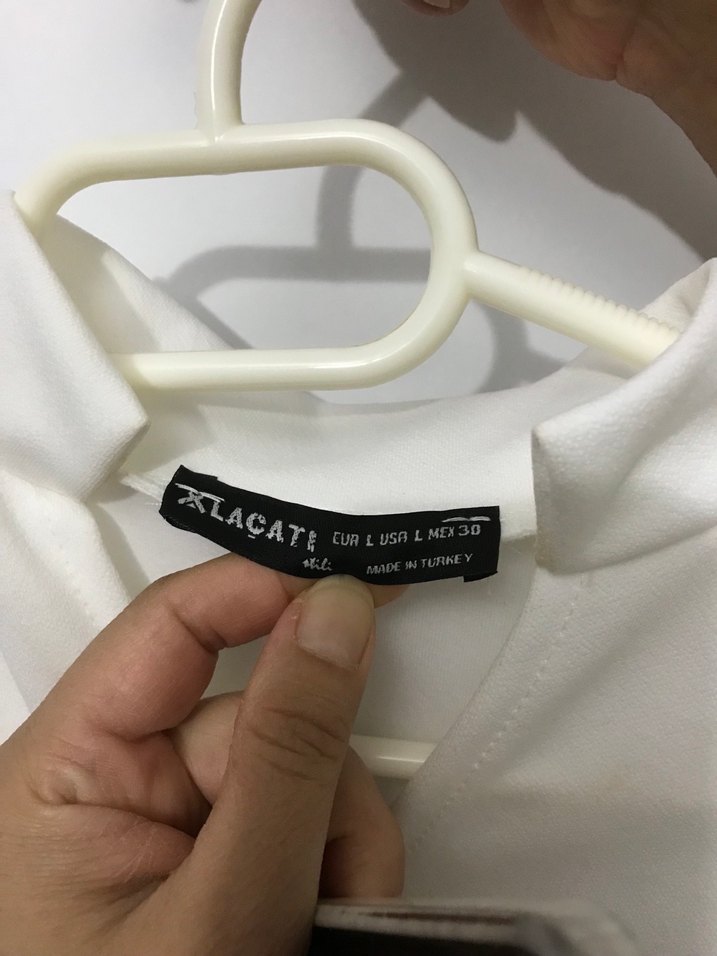 Beyaz V Yaka Uzun Kollu Salaş Bluz - Görsel 3