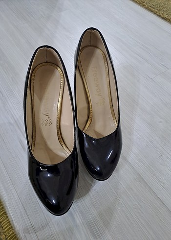 Kadın Siyah Rugan Stiletto Topuklu Ayakkabı - Görsel 4