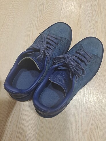 36,5 Beden Adidas Spor Ayakkabı