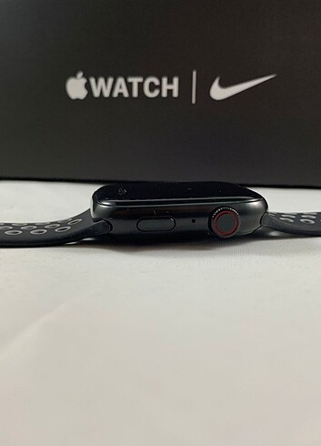 Apple Watch 7 Nike serisi 