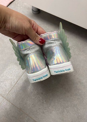 35 Beden çeşitli Renk Skechers kanatlı ayakkabı