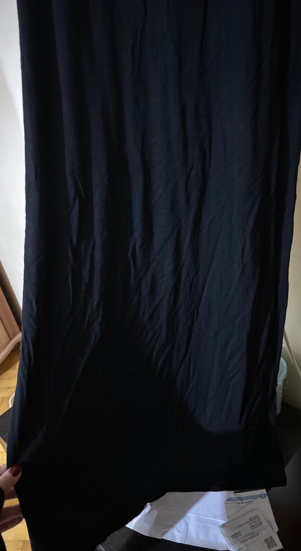 Siyah Uzun Kadın Atlet - Görsel 2