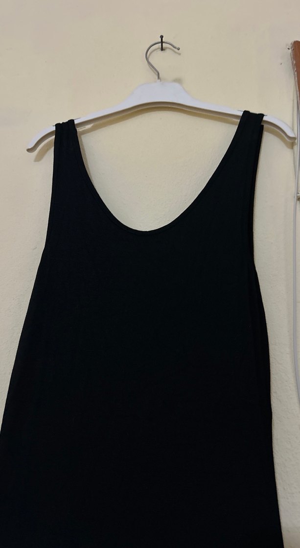 Siyah Uzun Kadın Atlet - Görsel 5