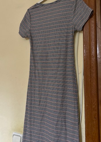 Renkli Çizgili Kısa Kollu Midi Elbise - Görsel 5