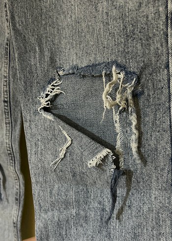 Buz mavisi yırtık mom jean - Görsel 5