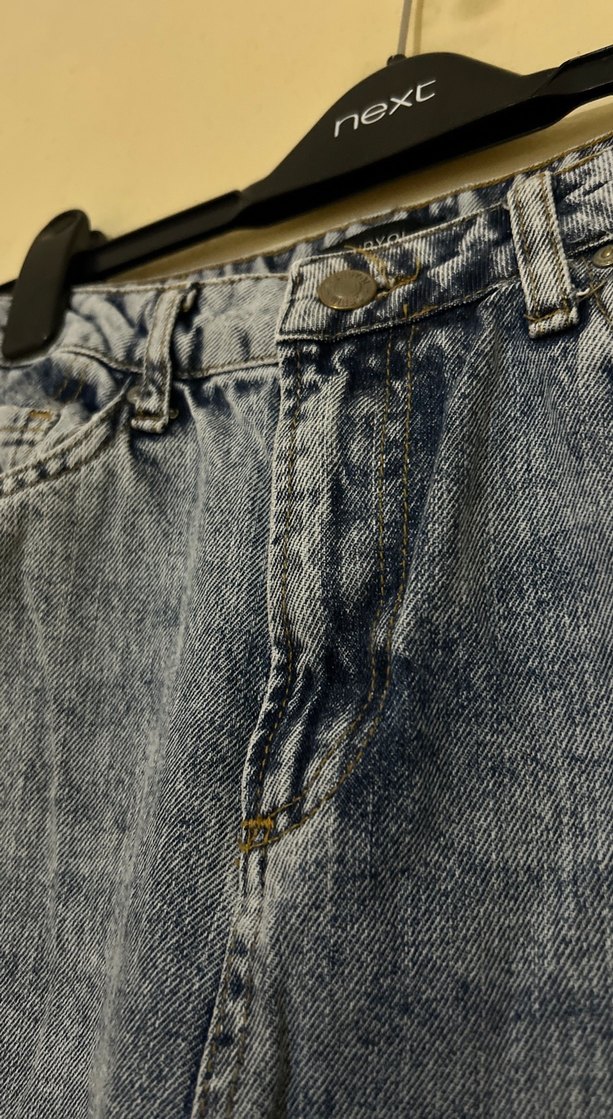 Buz mavisi yırtık mom jean - Görsel 3