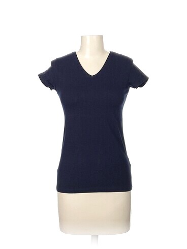 Diğer T-shirt %70 İndirimli.