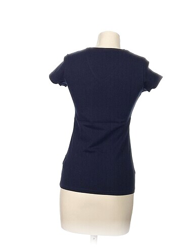 s Beden Diğer T-shirt %70 İndirimli.