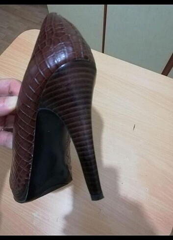41 Beden kahverengi Renk Nine west topuklu ayakkabı 