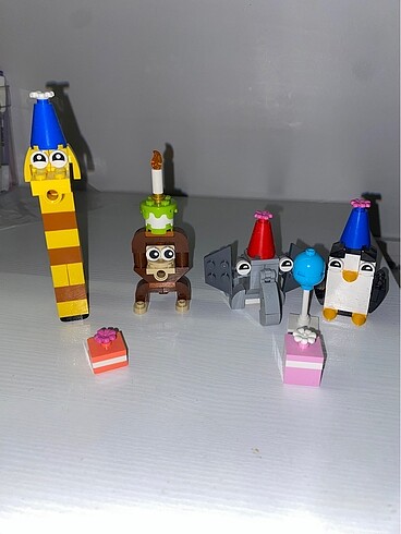  Doğum Günü Partisi Lego