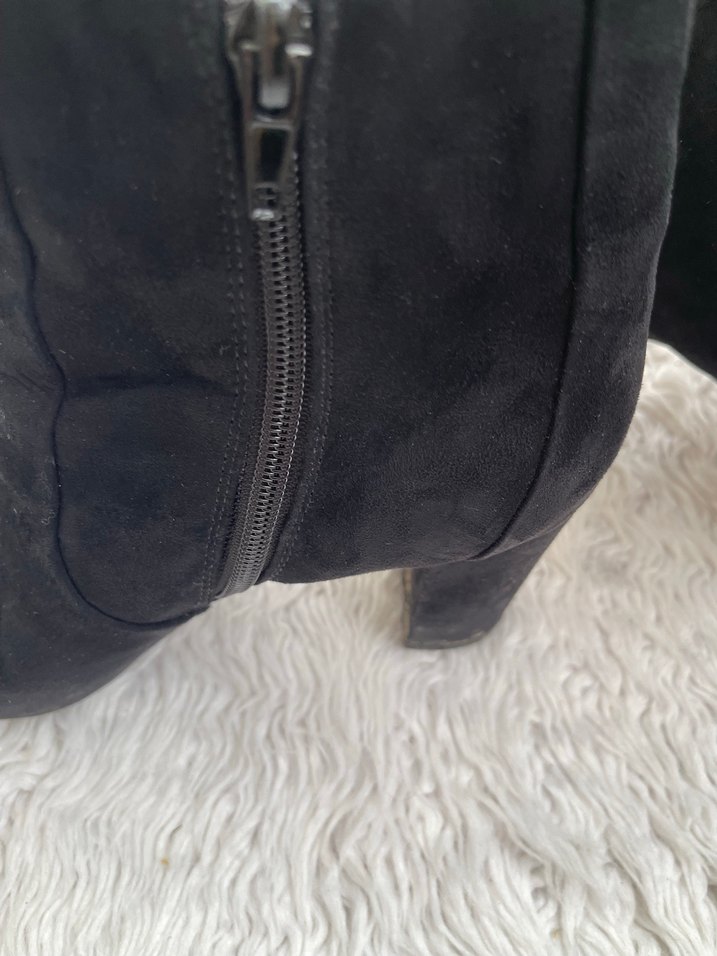 Siyah Süet Topuklu Bot - Görsel 2