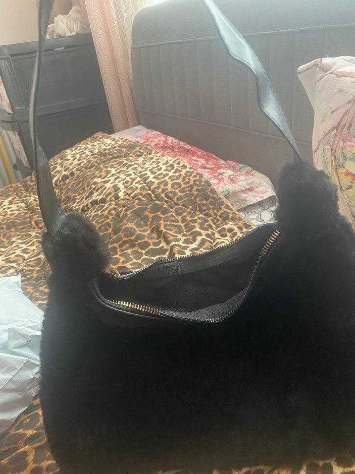 Siyah Kürklü Kadın Omuz Çantası - Görsel 3