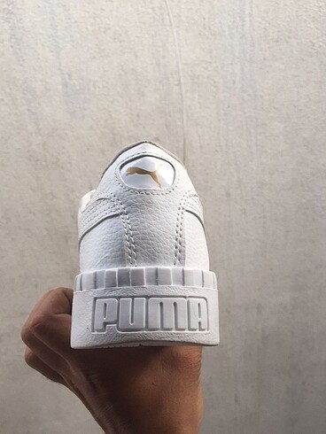 39 Beden beyaz Renk Puma Spor Ayakkabı
