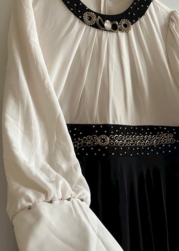 Uzun Kollu Siyah Beyaz Pilili Uzun Elbise - Görsel 2