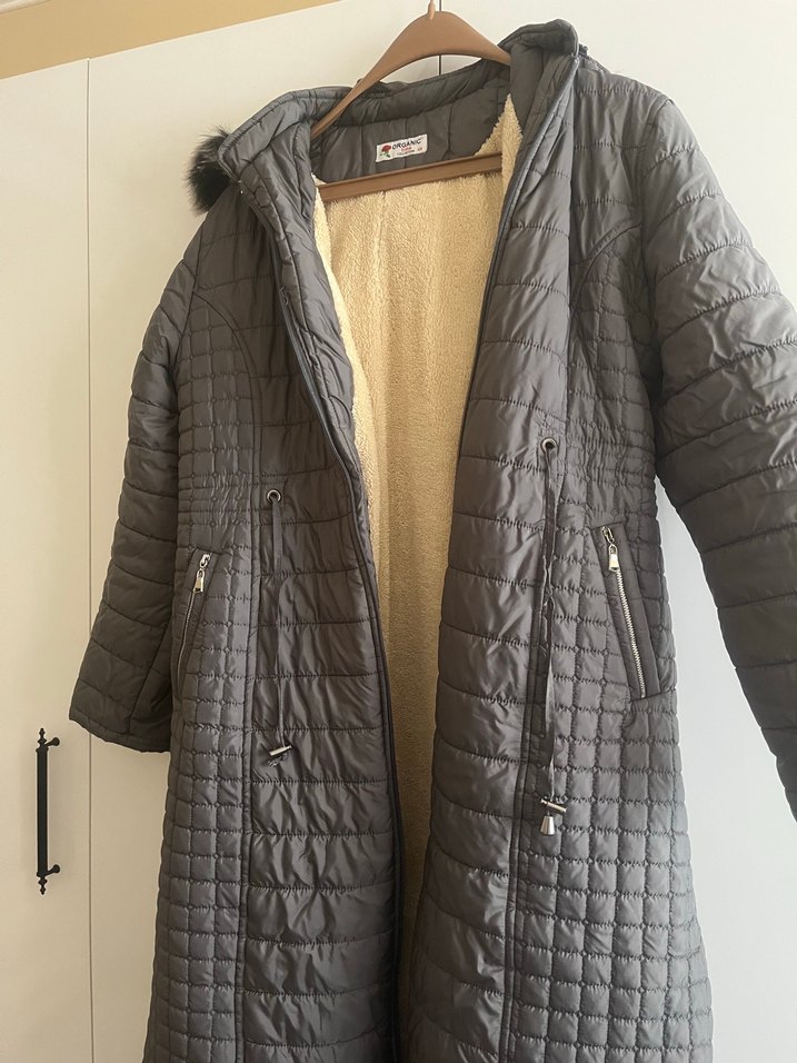 Gri Düğmeli Uzun Kadın Kışlık Mont - Görsel 4