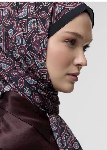 Siyah İpek Görünümlü Drapeli Kadın Şal - Görsel 3