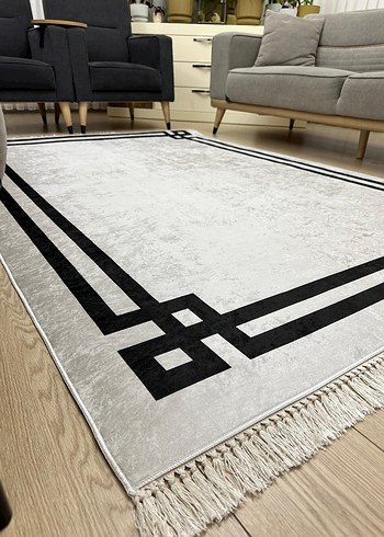 Diğer 4 m² Kaymaz Taban Halı