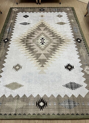 6 m² Kadife Halı Örtüsü
