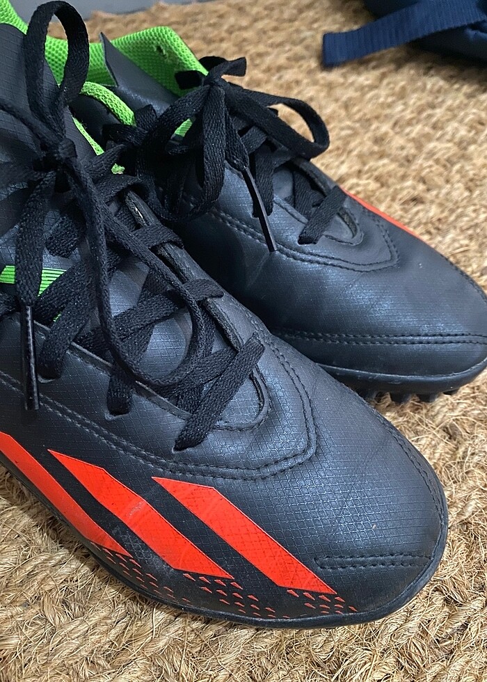 Halı saha ayakkabısı - Görsel 2