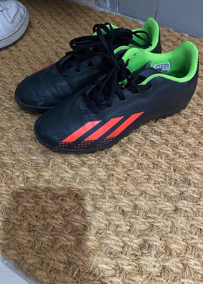 Halı saha ayakkabısı - Görsel 4