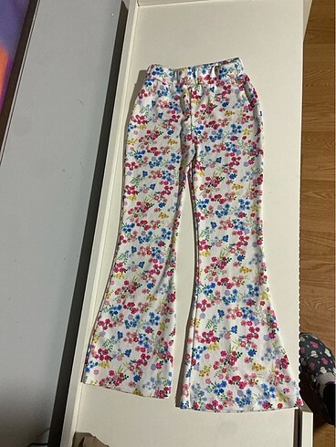 Zara kumaş İspanyol paça pantolon