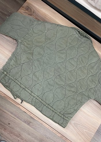 Zara haki kapitone ceket - Görsel 4