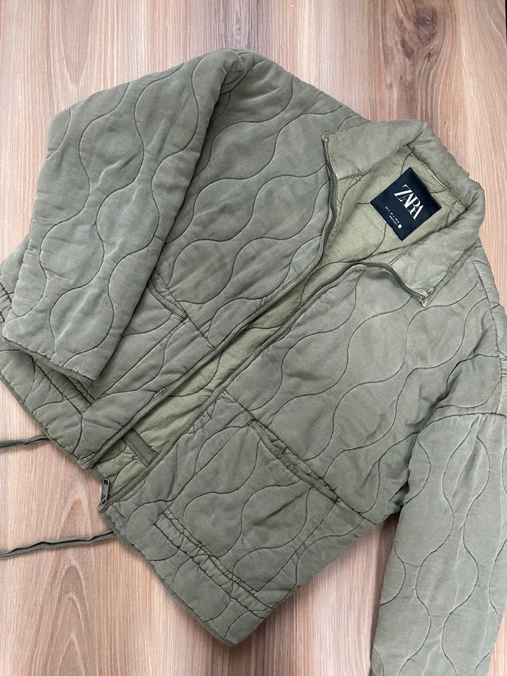 Zara haki kapitone ceket - Görsel 3