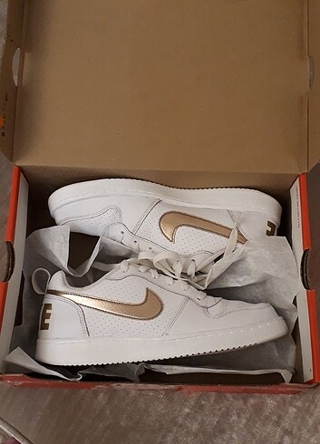 Nike ayakkabı