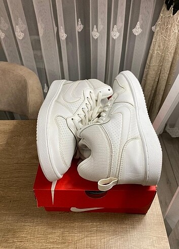 Nike ayakkabı