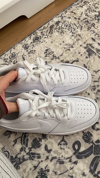 39 Beden beyaz Renk Nike court