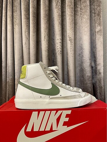 36,5 Beden Nike blazer