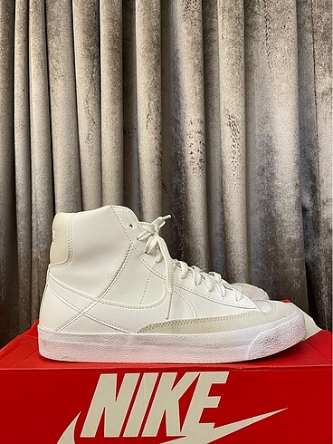 Nike blazer