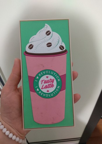 Revolution Pembe Pop Culture Far Paleti