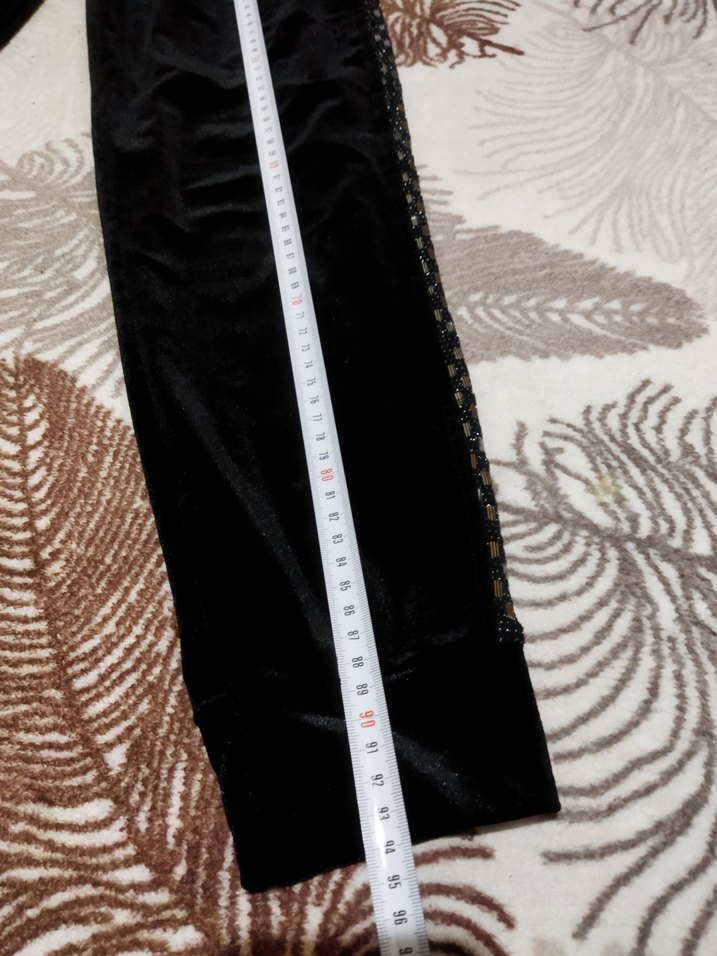 Siyah Dantel Detaylı Kadın kadife eşofman s beden ölçüleri görse - Görsel 4