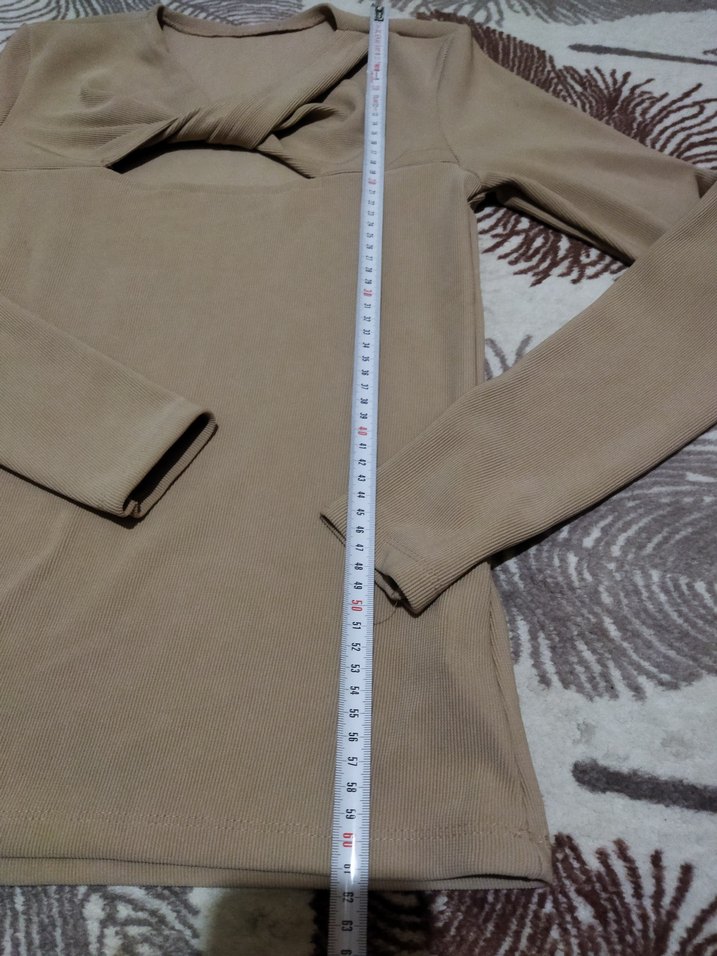 Bej V Yakalı Kadın Triko ölçüleri görselde mevcut az kullanıldı - Görsel 5