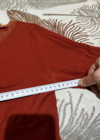 Düğmeli Uzun Kollu Kırmızı V Yaka Bluz - Görsel 4