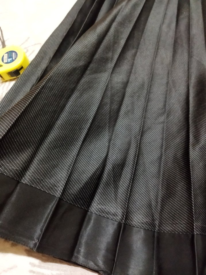 Siyah Pilili Uzun Gotik Etek 40 beden ölçüleri görselde mevcut - Görsel 2