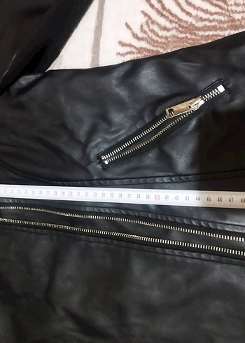 Siyah Parlak Deri Biker Ceket Kadın s beden DeFacto ölçü resmde - Görsel 7