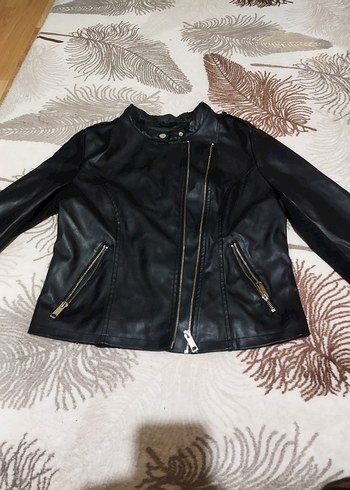 Siyah Parlak Deri Biker Ceket Kadın s beden DeFacto ölçü resmde - Görsel 5