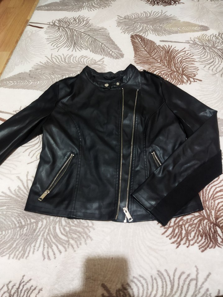 Siyah Parlak Deri Biker Ceket Kadın s beden DeFacto ölçü resmde - Görsel 4