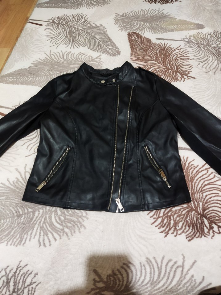 Siyah Parlak Deri Biker Ceket Kadın s beden DeFacto ölçü resmde - Görsel 5