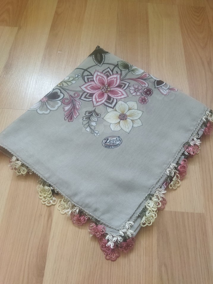 Dantel Kenarlı Bohem Gri Kadın Fular - Görsel 4