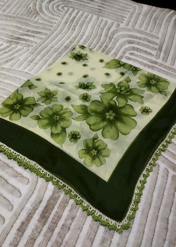 Dantel Kenarlı Yeşil Kadın Fular - Görsel 4