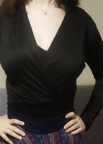 Eka xs beden v yaka pantolon içine giren bluz
