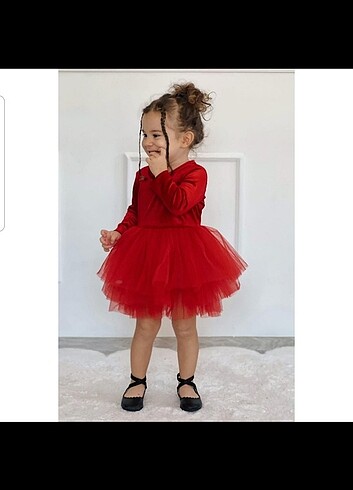Tütü elbise ASTARLI DEĞİLDİR